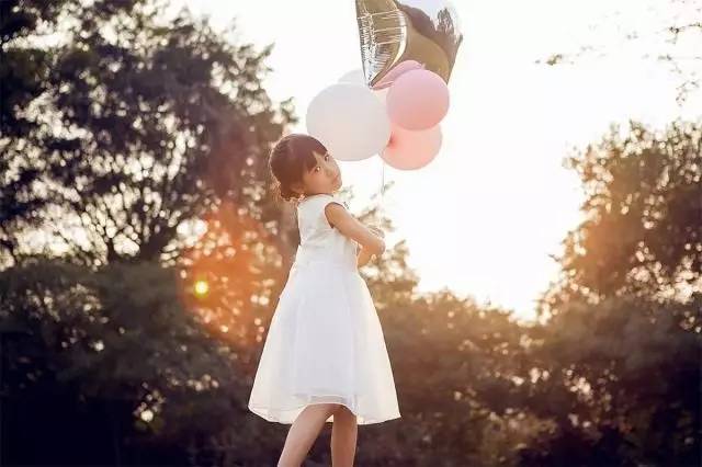 给宝宝购的衣服,给宝宝买衣服的注意事项