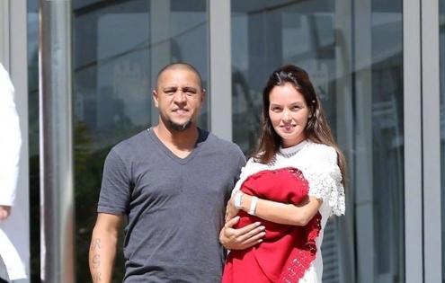 卡洛斯阿隆索,阿隆索和卡洛斯哪个好