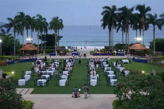 三亚亚龙湾有专属海滩酒店,中国最美丽的亚龙湾