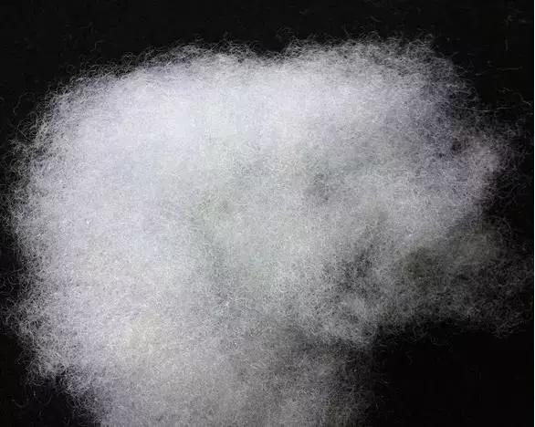 什么材质的抱枕不会塌陷,哪种抱枕用久了不变形