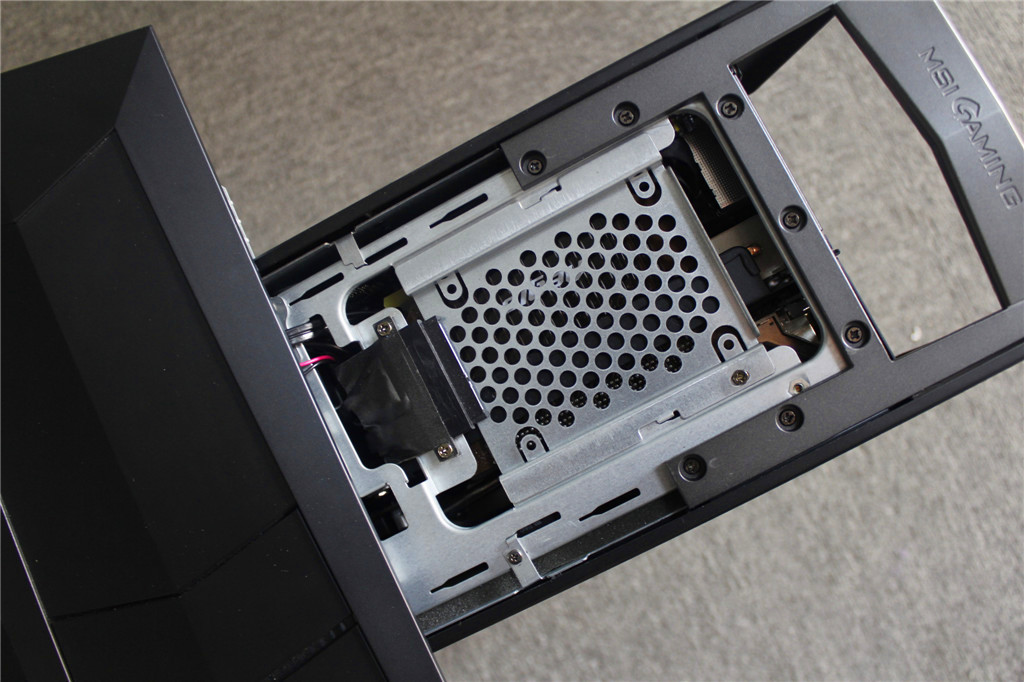 i7-10700和9700k游戏测评,gtx1070跑分笔记本