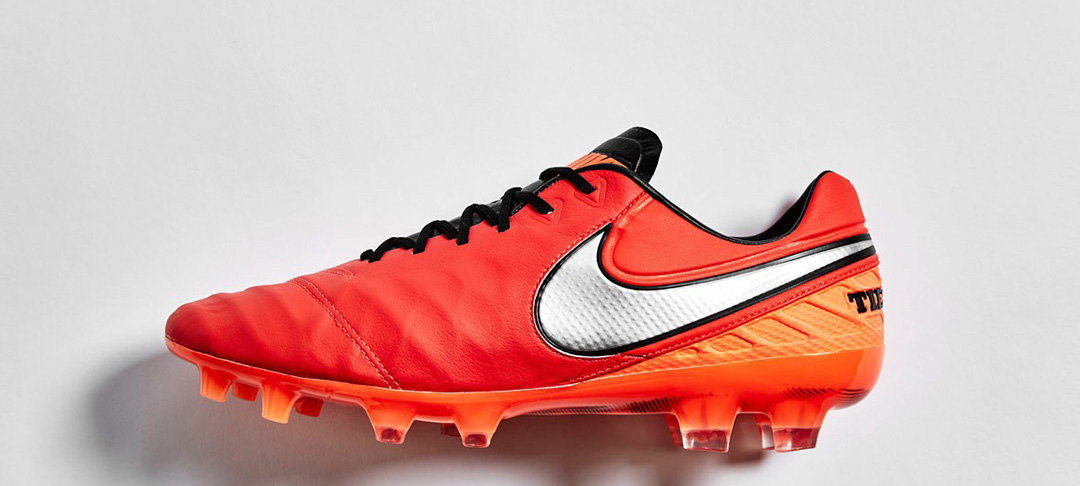 世界级中卫都穿什么样的足球鞋?耐克nike鬼牌传奇备受追捧