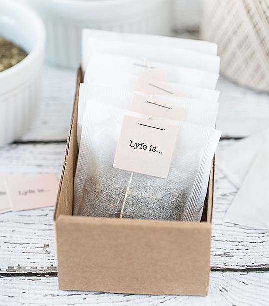 关于隔夜茶的这几个用途,隔夜茶有什么用处千万别扔