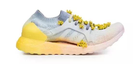 阿迪达斯为美国各州设计了运动鞋，爱荷华州看了想打人最喜欢阿拉斯加，接受纽约加州反驳