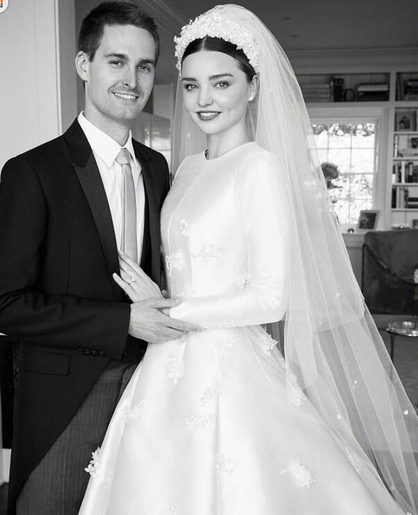 超模米兰达可儿现状,超模米兰达可儿晒生活美照