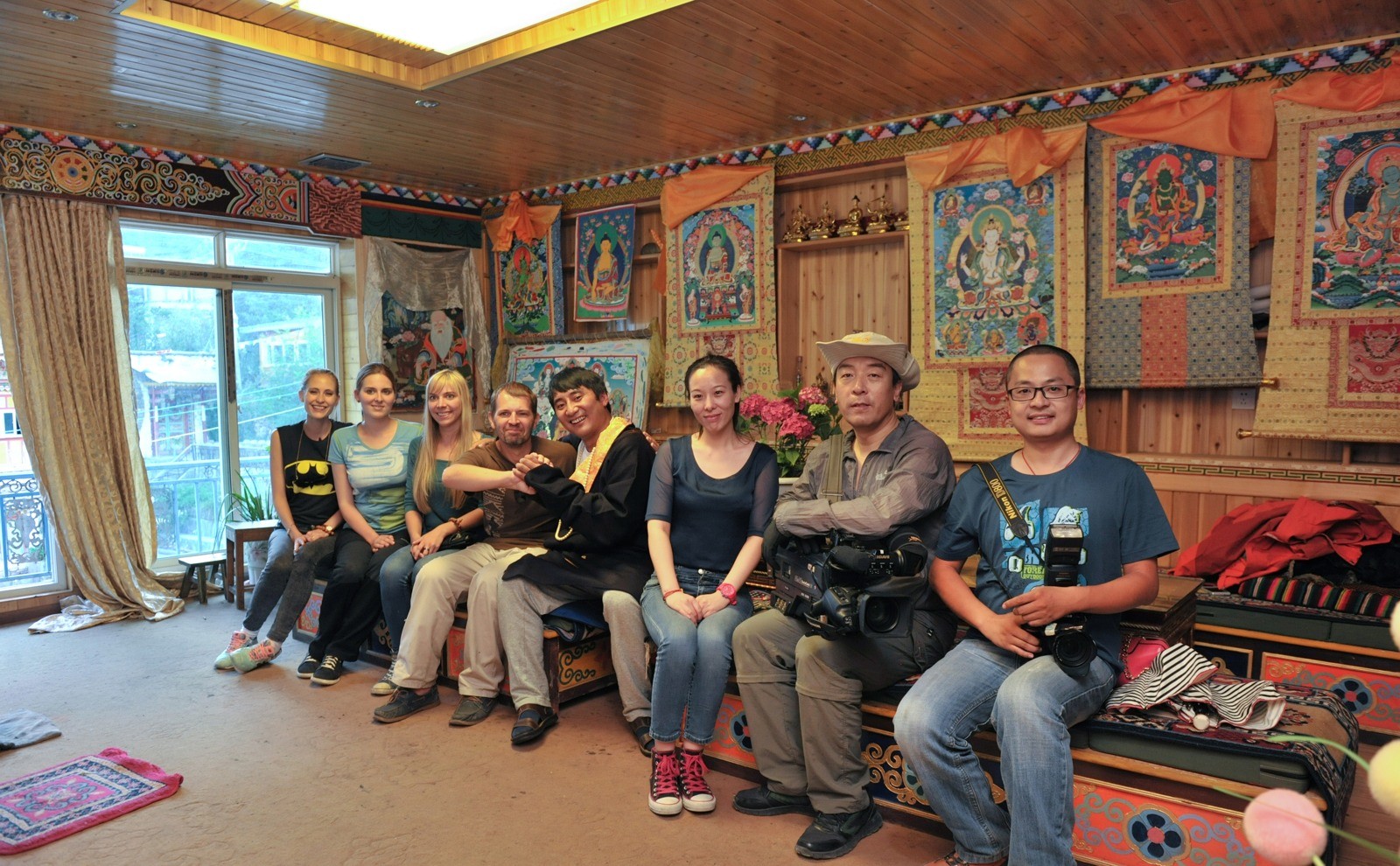 成都热天去哪里旅游最好,成都这么热的天气可以去哪里玩