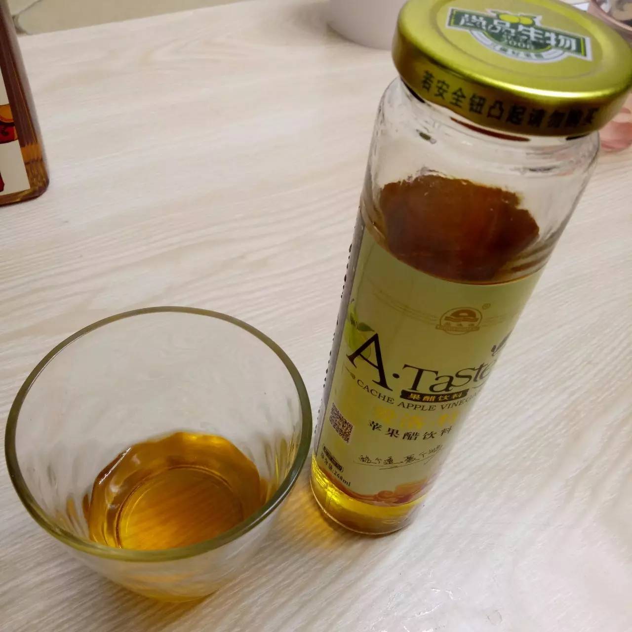 史上最走肾饮料测评！炸裂了膀胱，粉碎了味蕾