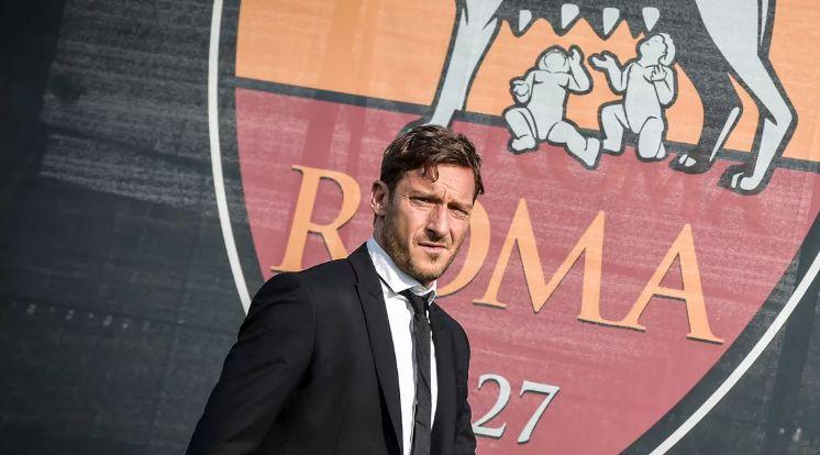 托蒂告别罗马飙泪,狼王托蒂告别罗马视频