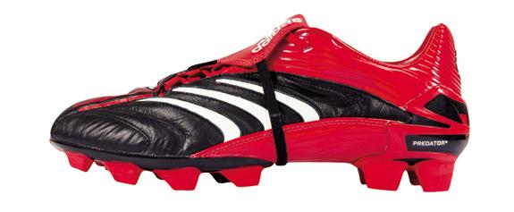 阿迪达斯足球鞋为什么很强,阿迪达斯纪念足球鞋