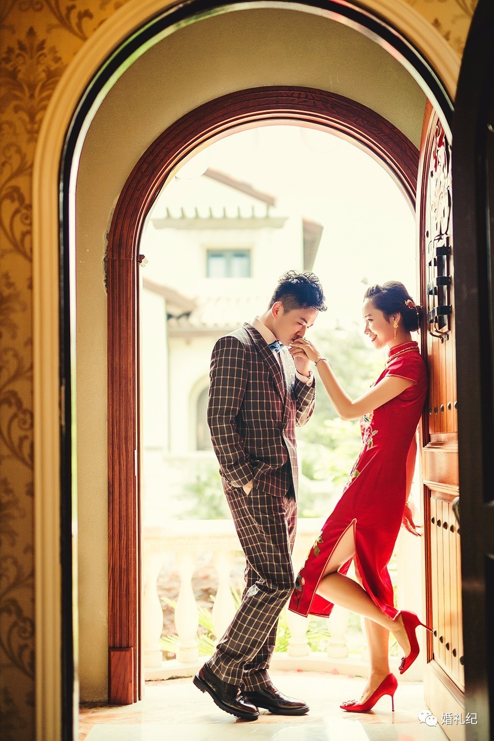 痛!有新娘把婚鞋买成了X鞋!