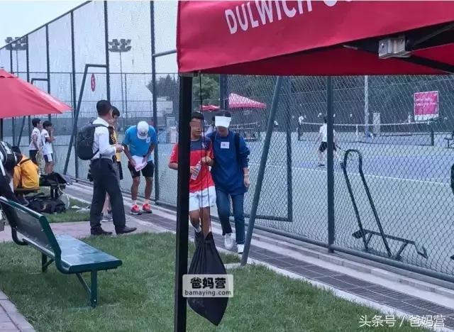 黄多多和李嫣谁有楷模,李嫣黄多多年收入