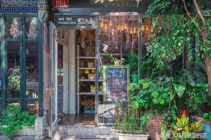 住赏气质喆啡，一辆复古老爷车把你接到咖啡馆的家