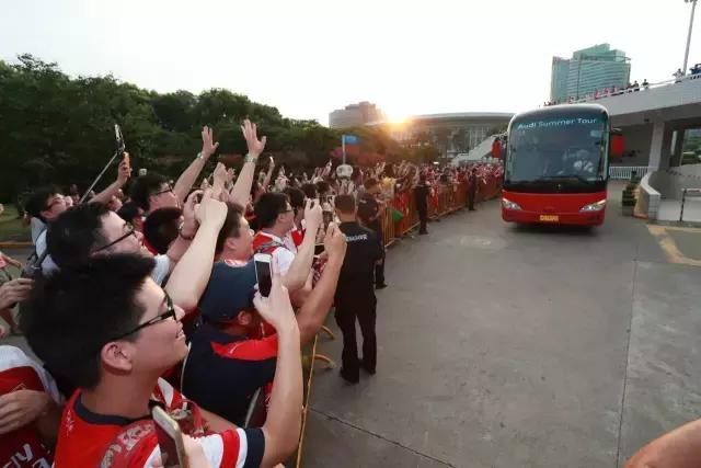 豪门访华比赛的球迷福利竟是这个汽车品牌送上的大礼？