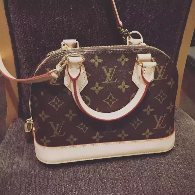 lv邮差包经典款式,lv最值得购买的款式