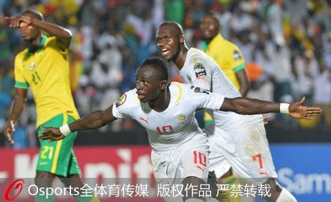 科斯塔重返英超,英超日报