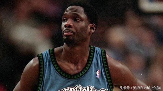 愿天堂也有篮球下一句,愿天堂也有篮球相伴