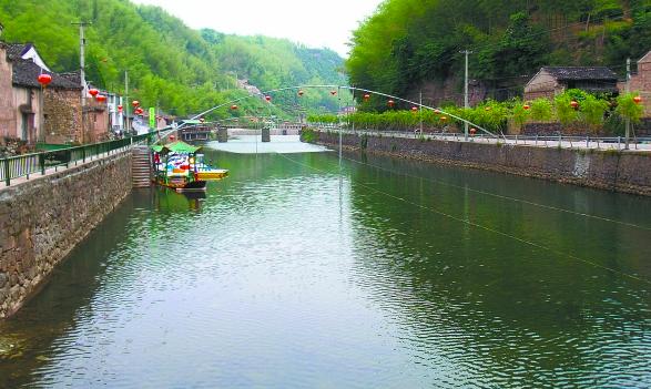 四明山四窗岩漂流几点到几点开门,四明山四窗岩漂流