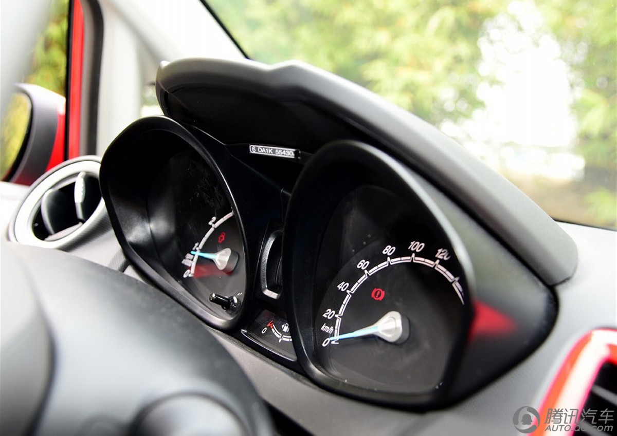 11款嘉年华两厢1.5手动,福特嘉年华1.5l两厢油耗