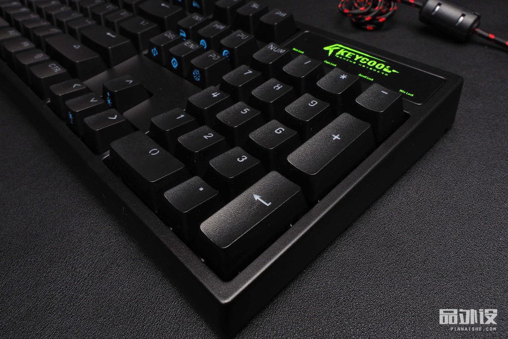 凯酷104荣耀键盘灯光调节,凯酷68键机械键盘拆解