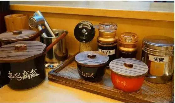 带朋友吃饭去哪里吃最好,出去吃什么面条好吃