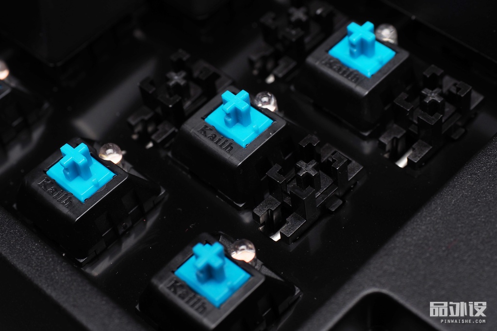 凯酷104荣耀键盘灯光调节,凯酷68键机械键盘拆解