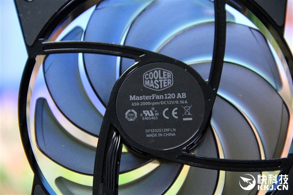 酷冷至尊冰神g240水冷安装教程,酷冷至尊冰神g240幻境扣具