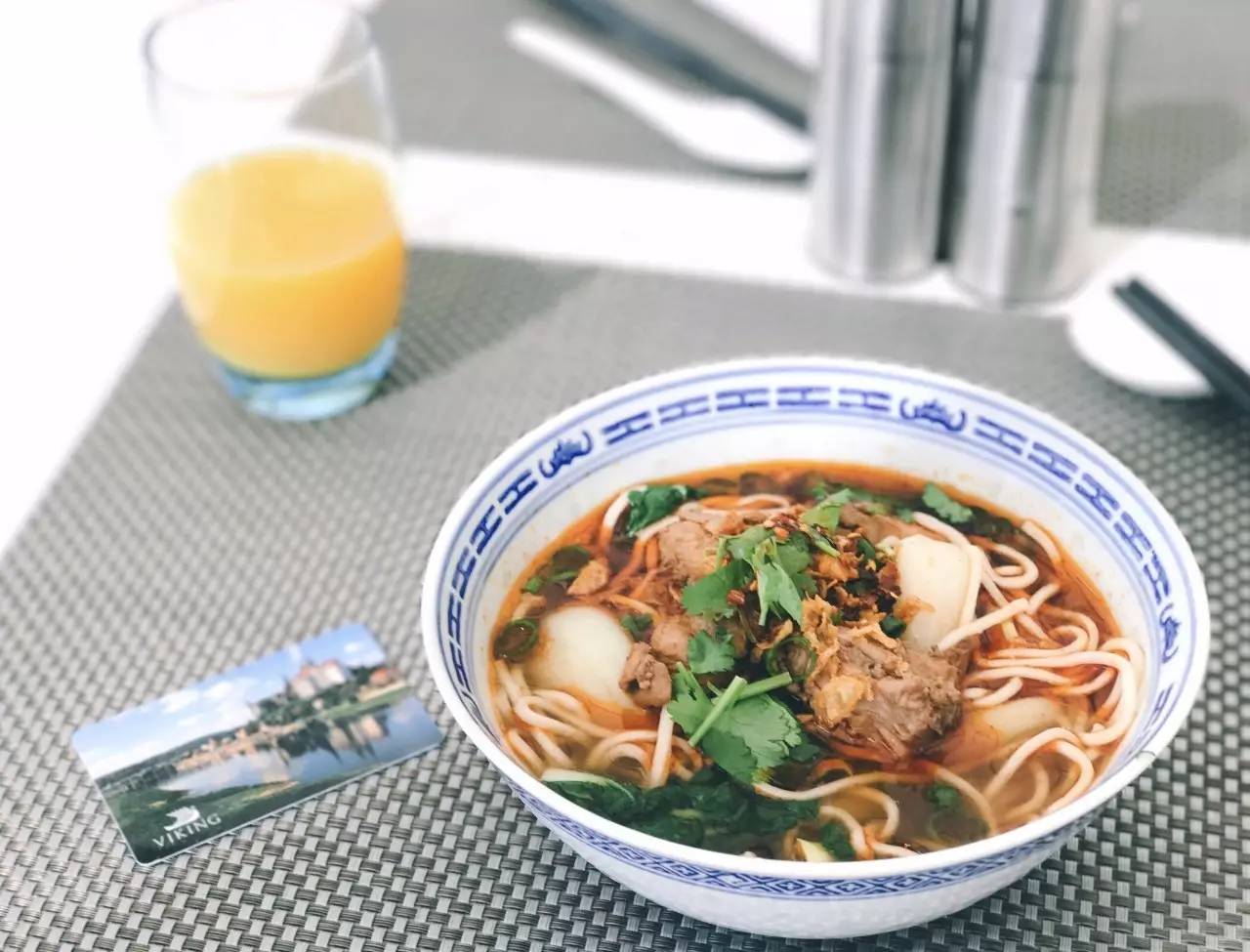 生活在妙不可言的等待中,我生活在妙不可言的等待中