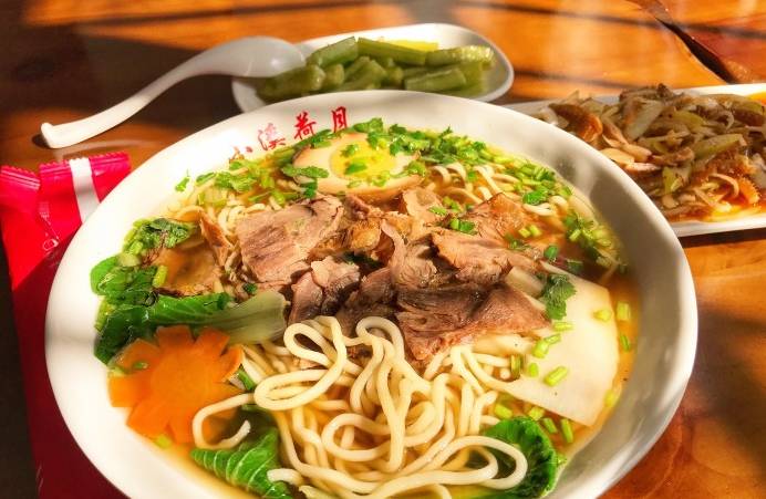 吃！吃！吃！吃！吃！快上车！