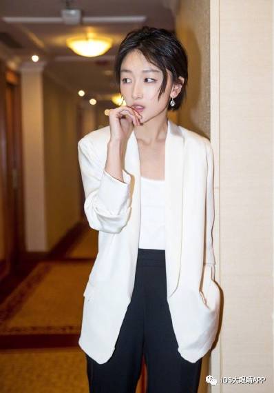 窦靖童周冬雨同款衣服,窦靖童周冬雨合作