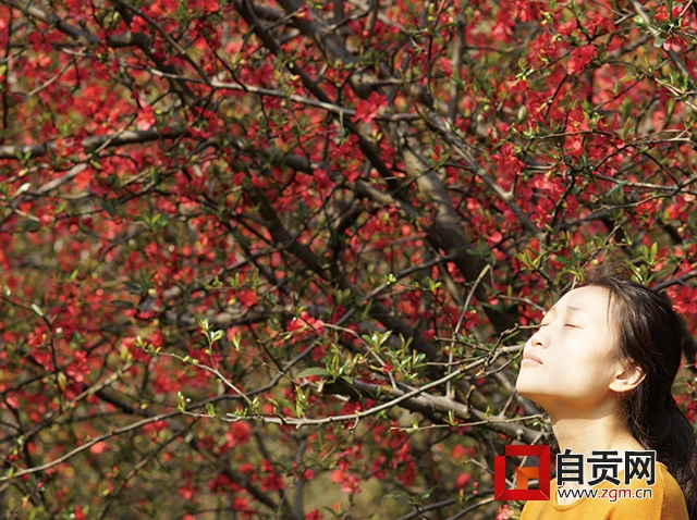 鍏堝ぉ鎬ф棤鑲涚殑濂崇敓,鍏堝ぉ鏃犺倹濂冲