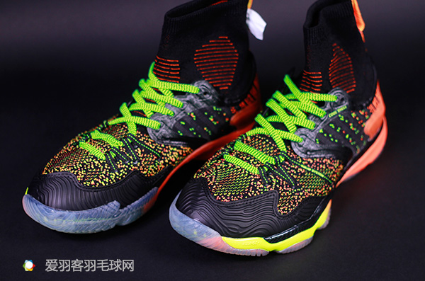 李宁桀骜篮球鞋测评,李宁ljjr288鸳鸯钉鞋测评