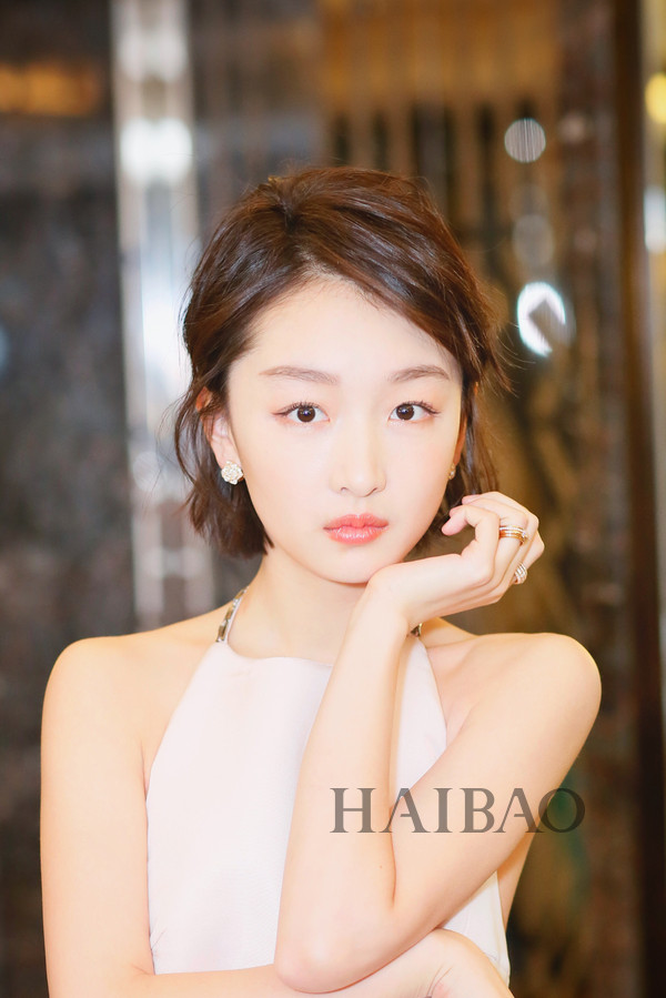 眼妆教程日常化妆眼尾有点往上翘,眼妆教程日常化妆显大不贴睫毛