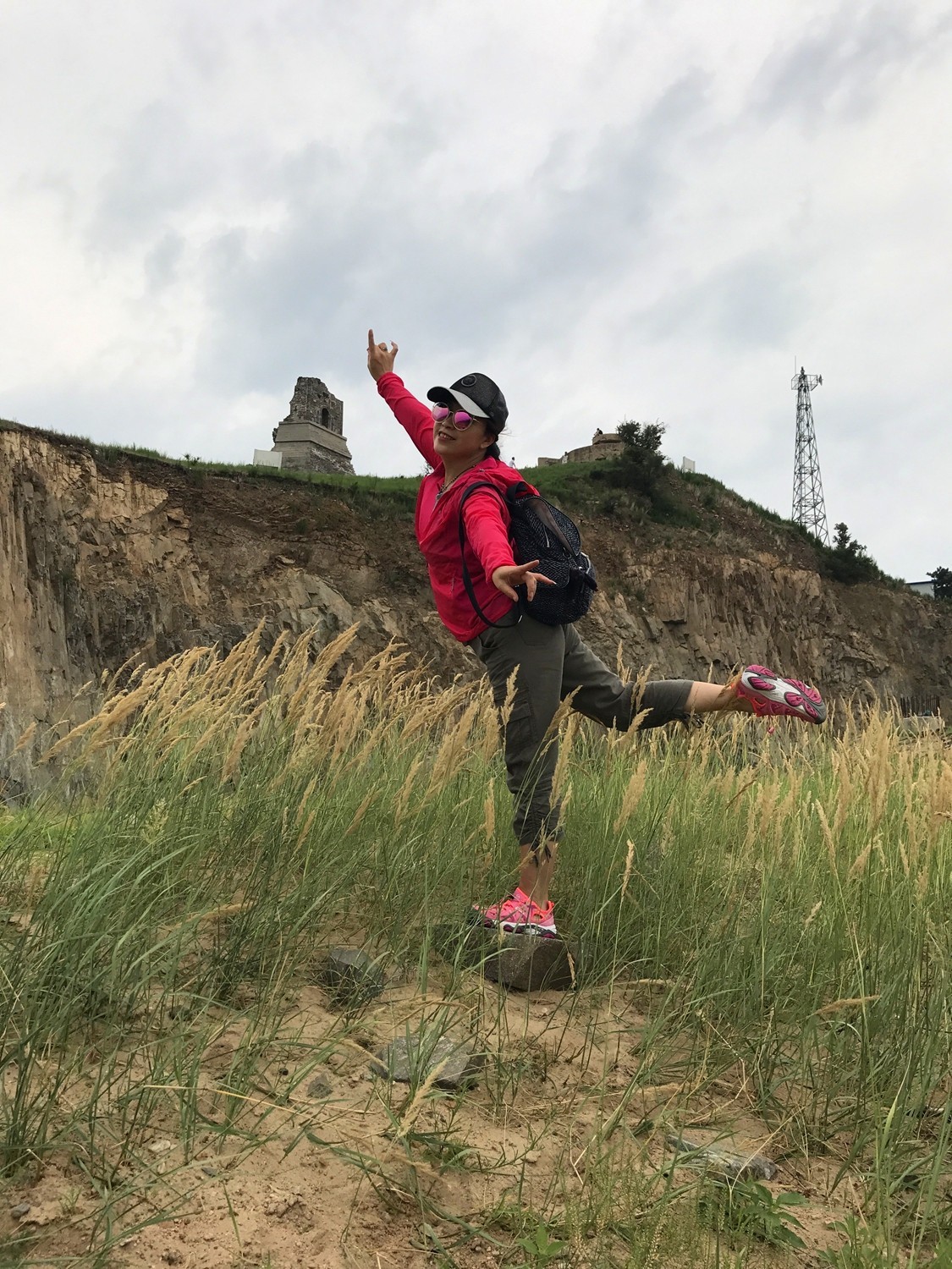 感受一份属于我的清凉——洛弛红Clorts户外溯溪鞋3H027D体验