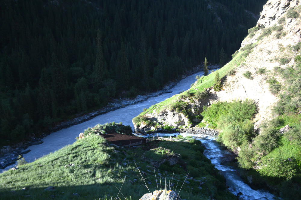 行者无疆-6月乌孙，漂洋过海为圣湖，翻山越岭因初心