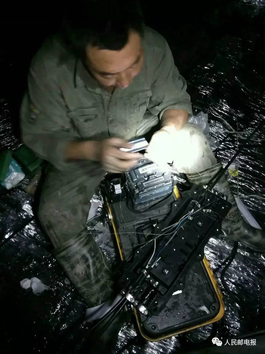 通信抗“日”英雄榜「3」：这个酷热的夏天，每一格信号都来之不易