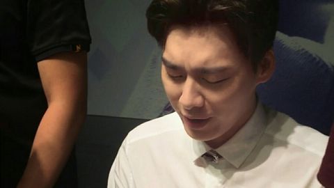 最近李易峰上海活动,李易峰2020见面会