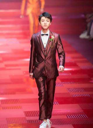 各大牌的正确发音,教你名牌正确发音