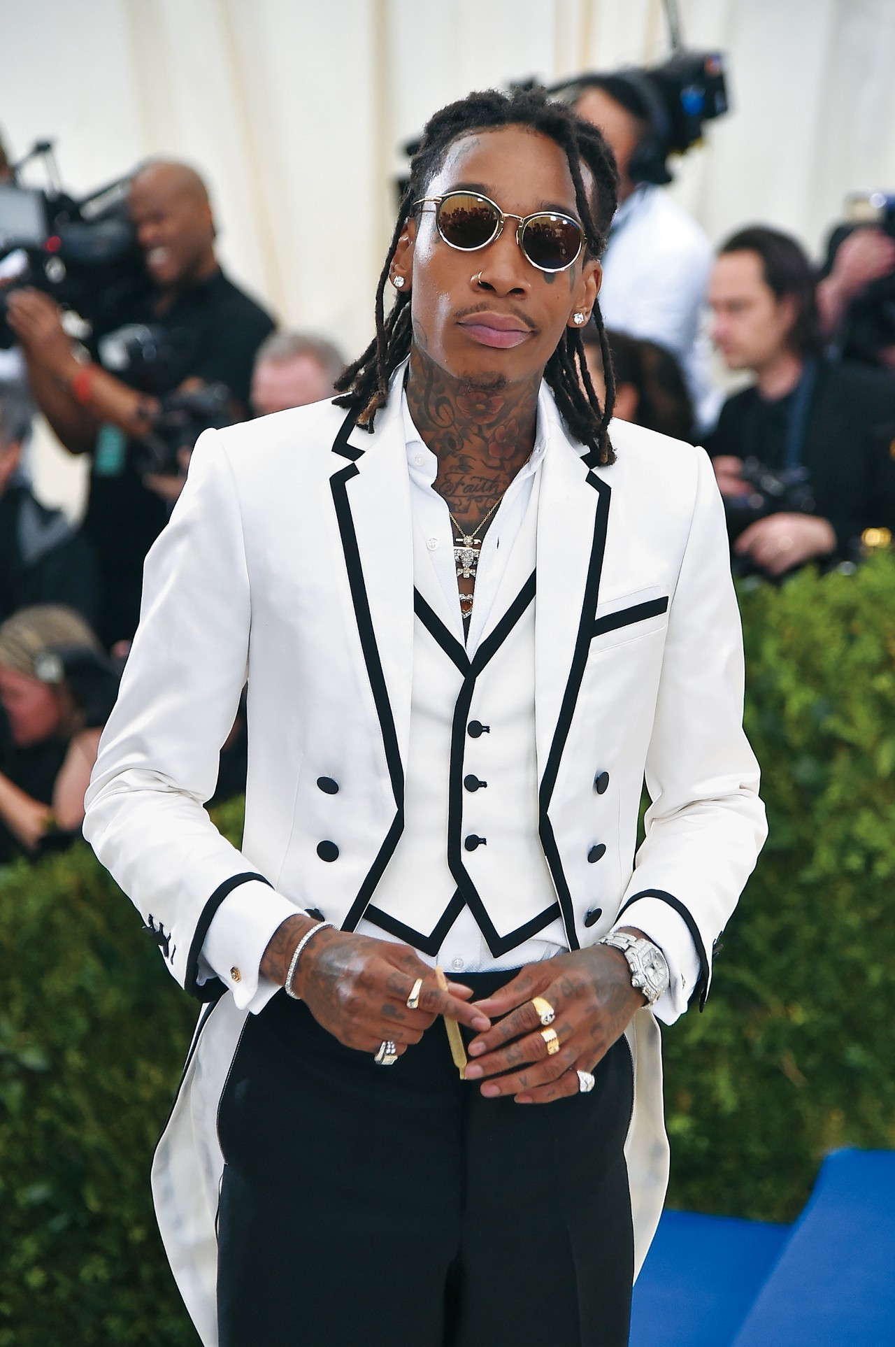 嘻哈界泥石流 (为什么嘻哈穿搭还在流行)