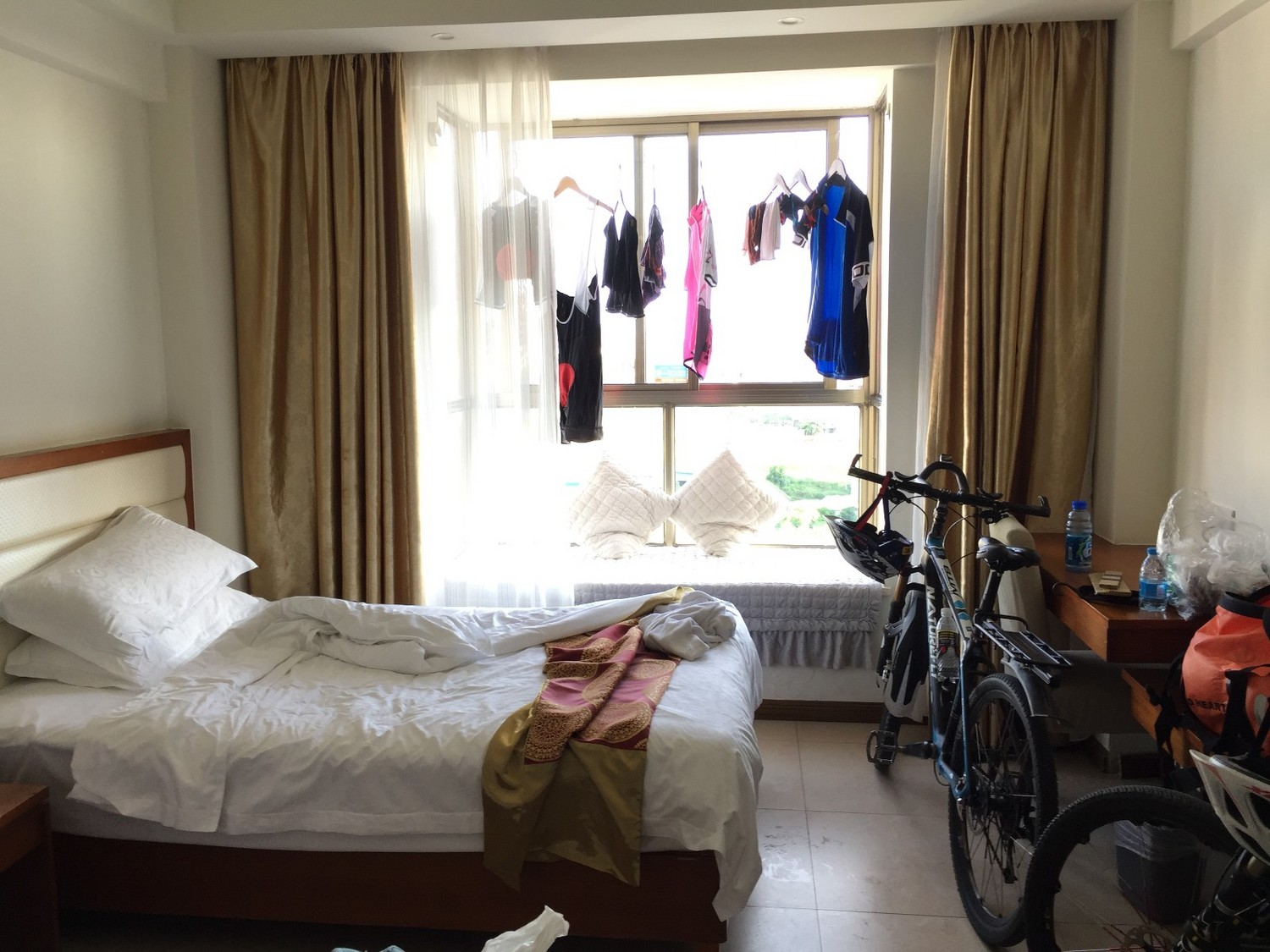 单车骑行环海南岛攻略,环海南岛骑行一圈花费