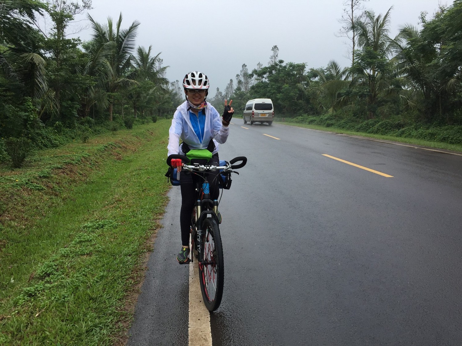 单车骑行环海南岛攻略,环海南岛骑行一圈花费