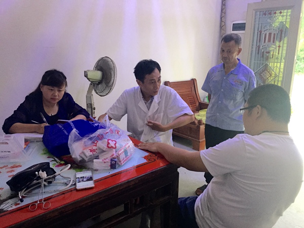 医疗专家服务团扶贫,安徽歙县扶贫