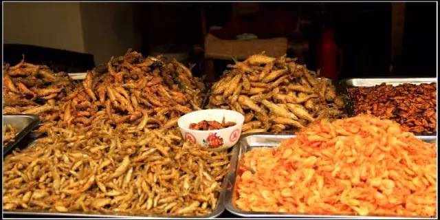 天气这么热都去哪玩,天气这么热去玩什么呢