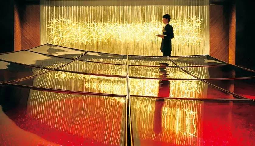 曾打造112.8万港元/㎡“亚洲之冠”的豪宅教父九龙仓，这次再造“国际精英艺术公馆”会不会把很多标杆项目甩到身后？