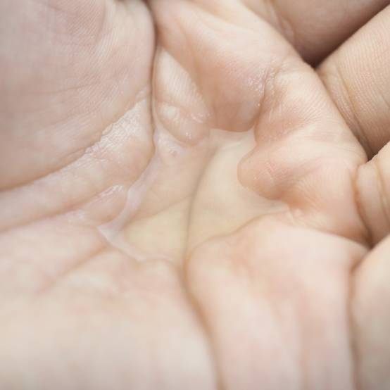 美白精华200元以下,6款热卖大牌美白精华体验