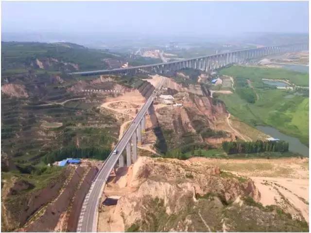 写在沿黄公路韩城段开通之际｜沿黄公路：黄河岸边一条闪亮的经济带
