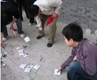 小时候上学时经历的生死瞬间,小时候上学的情景