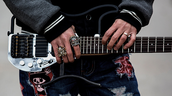 唐朝乐队常用电吉他,唐朝solo电吉他