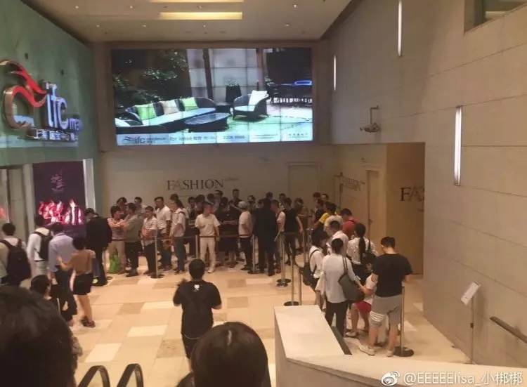 ladym铔嬬硶涓婃捣鍥介噾鎺掗槦,ladym鍥介噾涓績