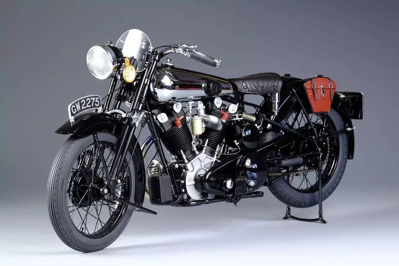 超逼真发动机,超级逼真电脑