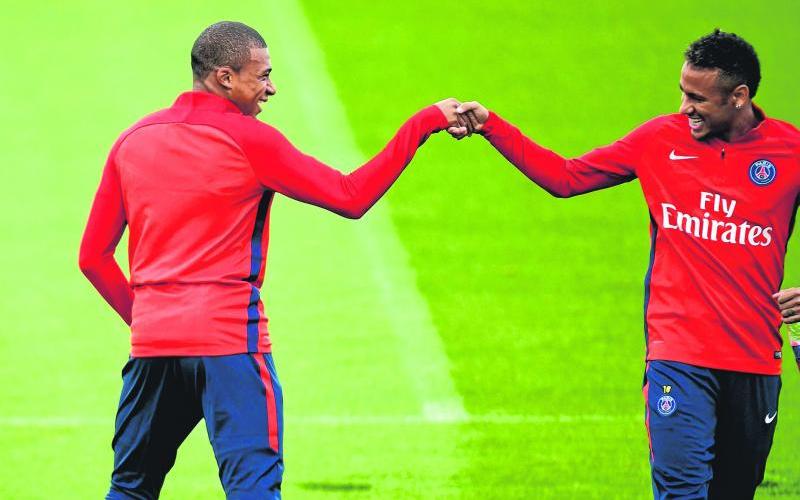 姆巴佩绝杀梅斯,内马尔姆巴佩vs梅斯